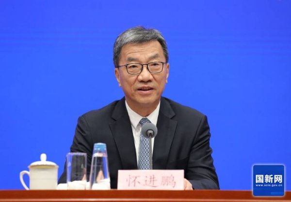 旭阳配资 教育部：改变以升学为导向的资源配置方式，淡化竞争、减少焦虑
